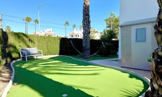 Wiederverkauf - Wohnung -
Orihuela Costa - Villamartín