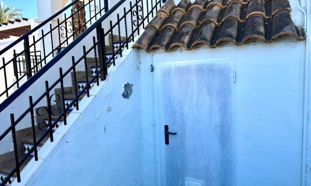 Wiederverkauf - Wohnung -
Orihuela Costa - Villamartín