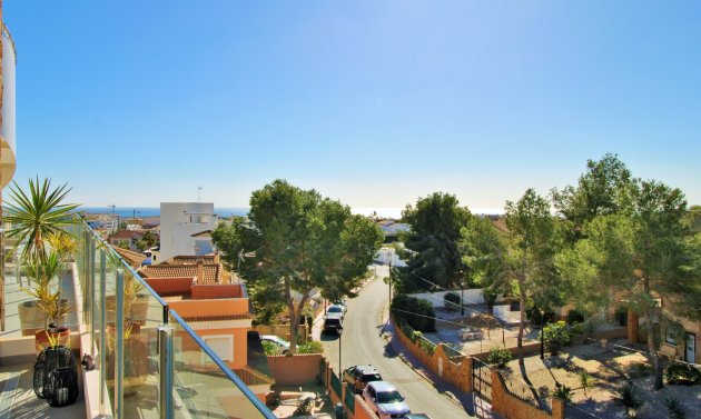 Resale - Apartment -
Villamartín - Villamartin