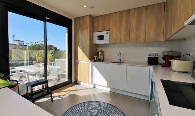 Resale - Apartment -
Villamartín - Villamartin