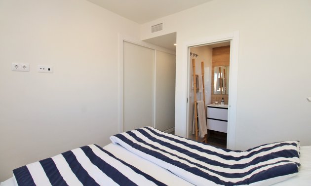 Resale - Apartment -
Villamartín - Villamartin