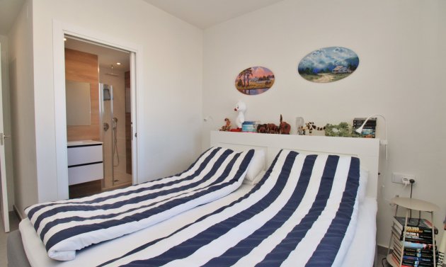 Resale - Apartment -
Villamartín - Villamartin