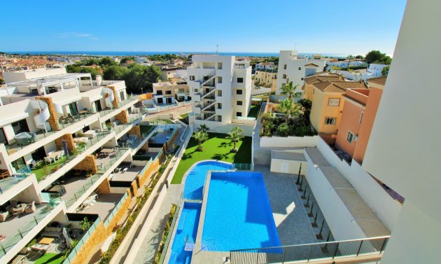Resale - Apartment -
Villamartín - Villamartin