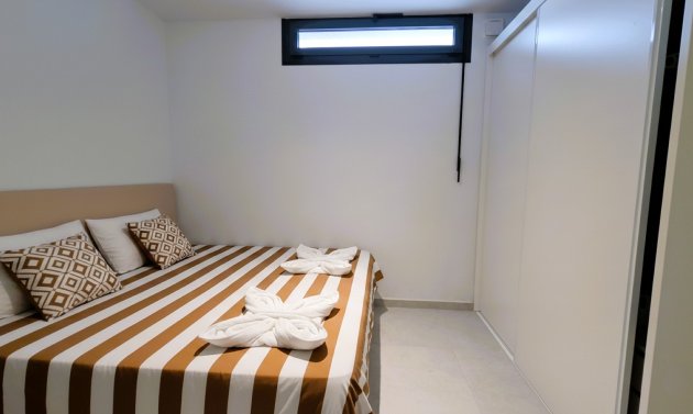 Reventa - Villa -
Cabo Roig - Lomas de Cabo Roig