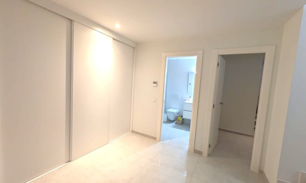 Reventa - Villa -
Cabo Roig - Lomas de Cabo Roig