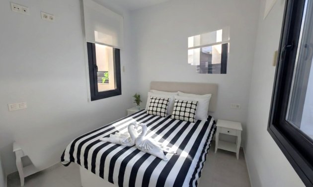 Reventa - Villa -
Cabo Roig - Lomas de Cabo Roig