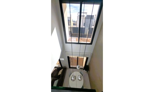 Reventa - Villa -
Cabo Roig - Lomas de Cabo Roig