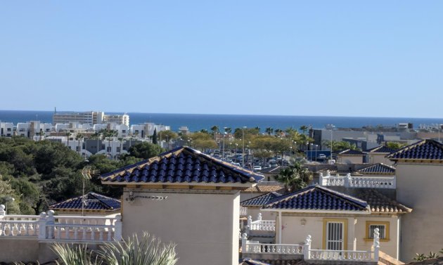 Resale - Villa -
La Zenia - Costa Blanca