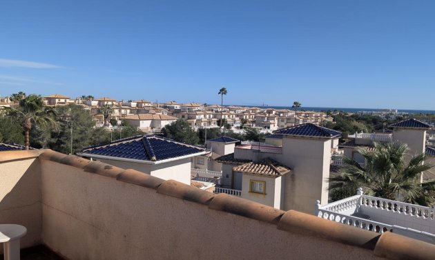 Resale - Villa -
La Zenia - Costa Blanca