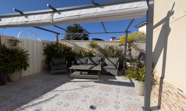 Resale - Villa -
La Zenia - Costa Blanca