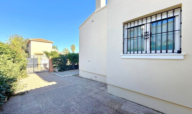 Wiederverkauf - Villa -
Orihuela Costa - Los Dolses