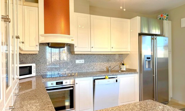 Resale - Villa -
Orihuela Costa - Los Dolses