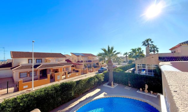 Resale - Villa -
Orihuela Costa - Los Dolses