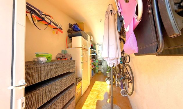 Resale - Villa -
Orihuela Costa - Los Dolses