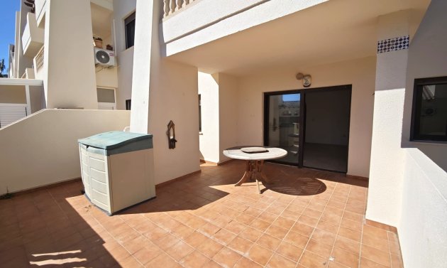 Reventa - Apartamento -
Villamartín - Las Ramblas