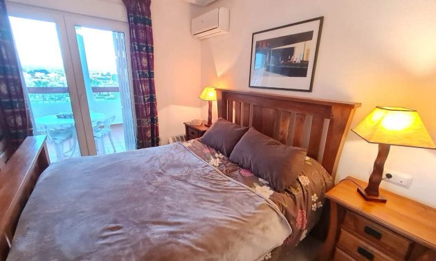 Reventa - Apartamento -
Villamartín - PAU 8