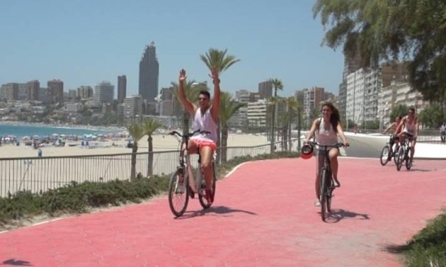 Obra nueva - Villa -
Benidorm - Urbanizaciones