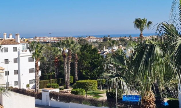 Reventa - Apartamento -
Villamartín - PAU 8