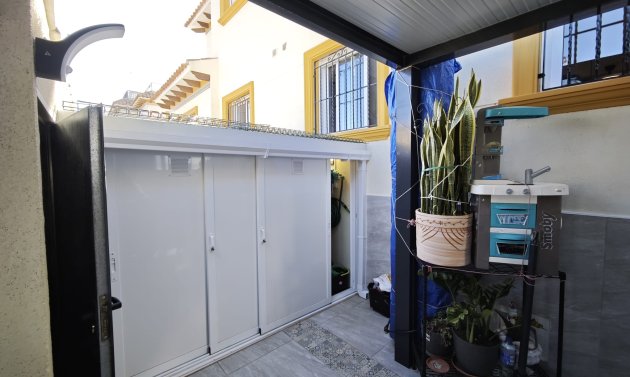 Reventa - Adosado -
Punta Prima - Rocio del Mar