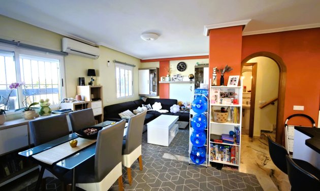 Reventa - Adosado -
Punta Prima - Rocio del Mar