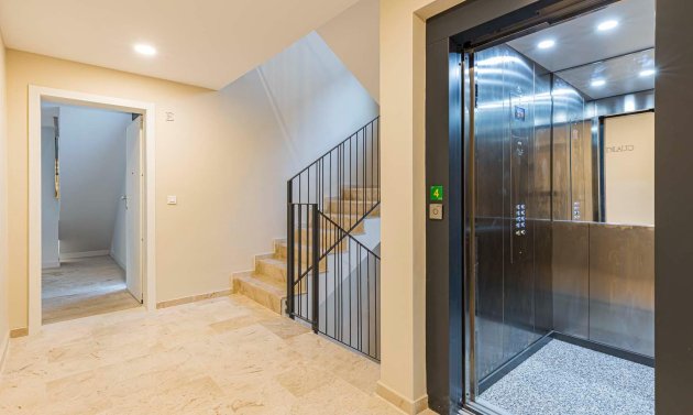 Neue Gebäude - Wohnung -
Murcia - Centro