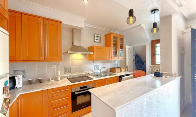 Reventa - Adosado -
Orihuela Costa - Villamartín