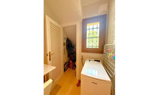 Reventa - Adosado -
Orihuela Costa - Villamartín