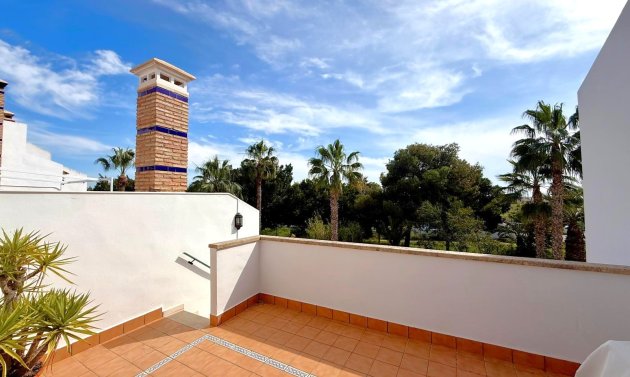 Reventa - Adosado -
Orihuela Costa - Villamartín