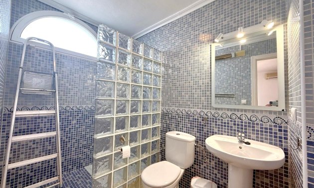 Reventa - Adosado -
Orihuela Costa - Villamartín