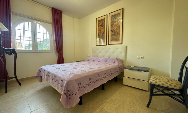 Reventa - Villa -
Playa Flamenca - Play Flamenca