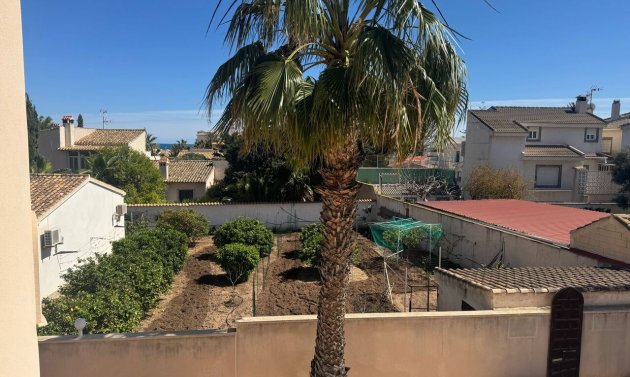 Reventa - Villa -
Playa Flamenca - Play Flamenca