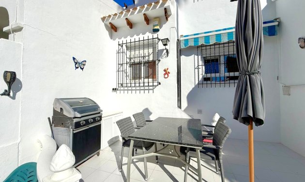 Resale - Townhouse -
Orihuela Costa - Villamartín