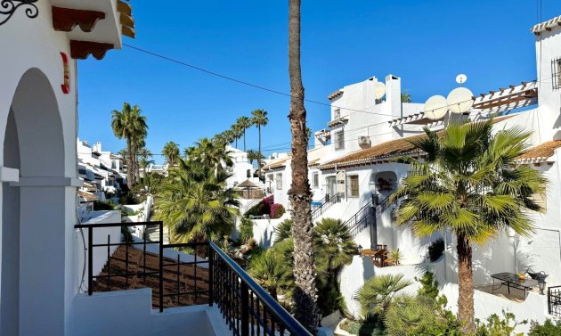 Resale - Townhouse -
Orihuela Costa - Villamartín