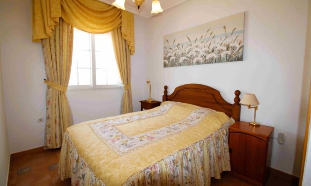 Resale - Villa -
Orihuela Costa - Los Dolses