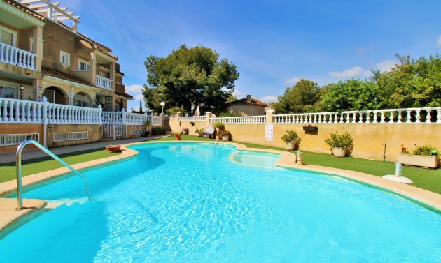 Resale - Townhouse -
Playa Flamenca