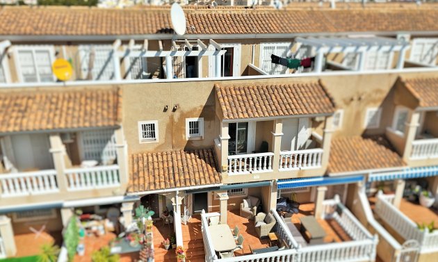 Resale - Townhouse -
Playa Flamenca