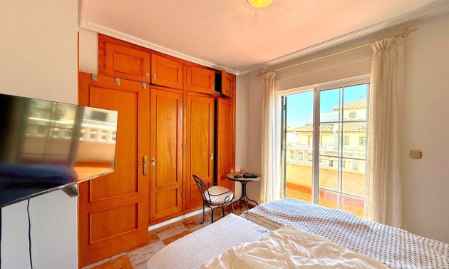 Resale - Townhouse -
Orihuela Costa - Lomas de Cabo Roig