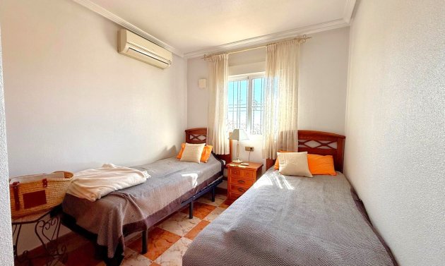 Resale - Townhouse -
Orihuela Costa - Lomas de Cabo Roig