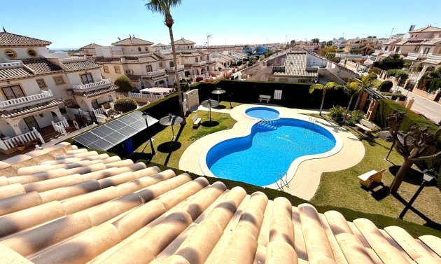 Resale - Townhouse -
Orihuela Costa - Lomas de Cabo Roig