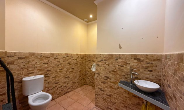 Återförsäljning - trespaso -
Mil Palmeras