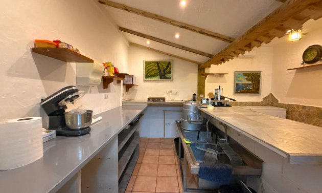 Återförsäljning - trespaso -
Mil Palmeras