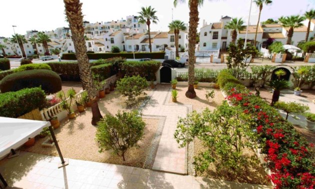 Resale - Villa -
Orihuela Costa - Los Dolses