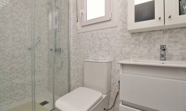 Resale - Bungalow -
Villamartín - Villamartin