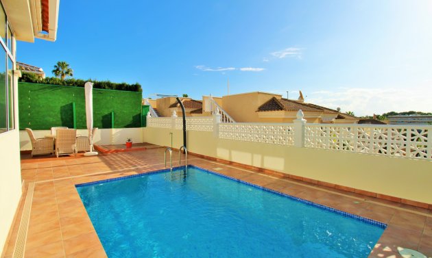 Resale - Bungalow -
Villamartín - Villamartin