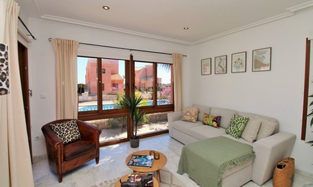 Wiederverkauf - Villa -
San Miguel de Salinas