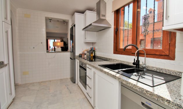 Wiederverkauf - Villa -
San Miguel de Salinas