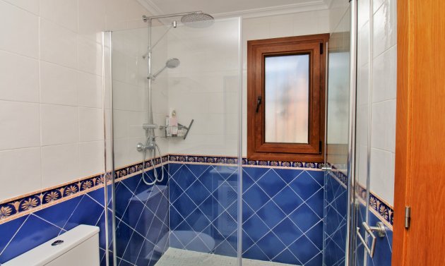 Wiederverkauf - Villa -
San Miguel de Salinas