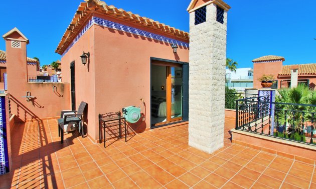 Wiederverkauf - Villa -
San Miguel de Salinas