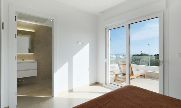 Resale - Villa -
Orihuela Costa - Lomas de Don Juan