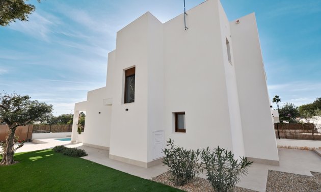 Resale - Villa -
Orihuela Costa - Lomas de Don Juan
